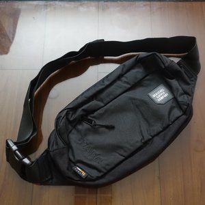 Herschel Supply Co. Men's Tour Medium Hip Pack